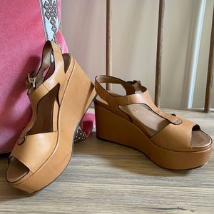 Wedge Naked Feet sandals